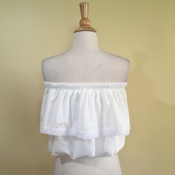 Crochet Lace Off Shoulder Cropped Top - Picture 7 of 7